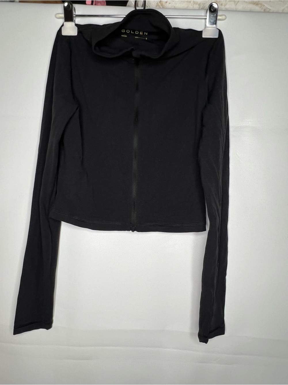 Aritzia Black Slim Zip-Up Hooded Sweatshirt